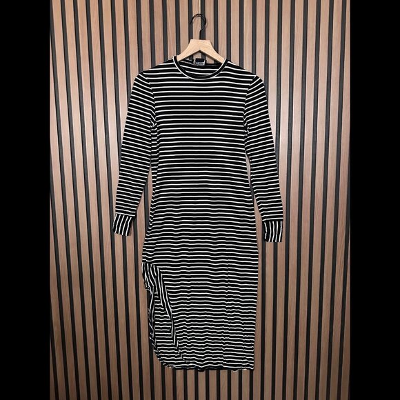 The Fifth Dress Medium Women Black White Asymmetrical Hem Fabric Stretch Bodycon - Picture 1 of 7